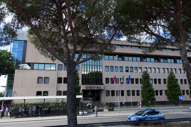 ufficio Questura - questura.jpg